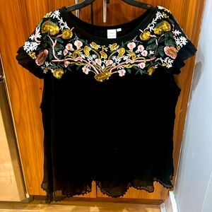 Gorgeous Anthropologie Embroidered Top NWT Sz M